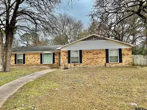 2265 Leaning Oaks, Flint, TX 75762