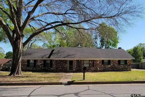 805 David Dr, Tyler, TX 75703