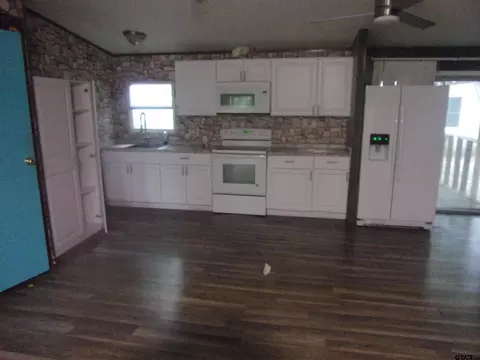 253 E Walnut Trl, Murchison, TX 75778 photo 17