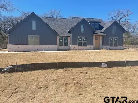 14705 Woodland Creek Dr, Lindale, TX 75771