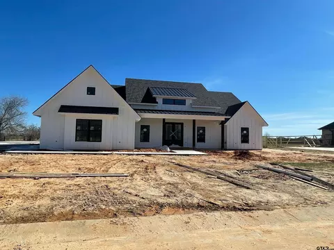 12465 Maplewood Dr, Lindale, TX 75771