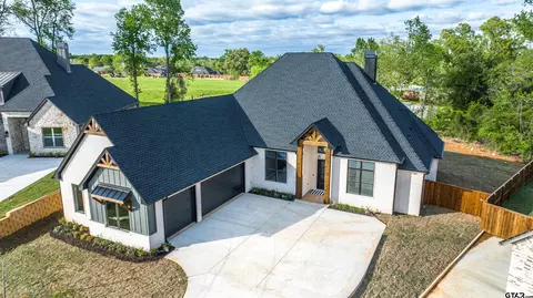 3910 Hidden Hls, Longview, TX 75605