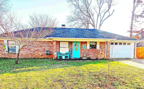 1100 Amanda St, Whitehouse, TX 75791