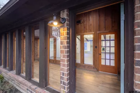 1815 Greenway St, Gilmer, TX 75644