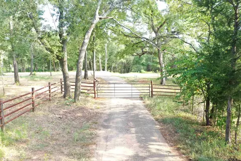 949 County Road 3808, Bullard, TX 75757