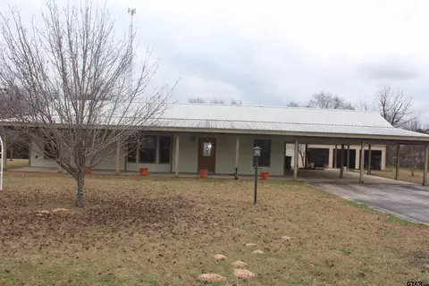 202 Dozier St, Winona, TX 75792