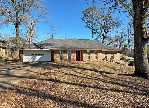 1819 Picadilly Pl, Tyler, TX 75703