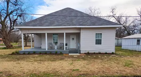 400 SE 3rd St, Cooper, TX 75432