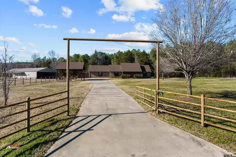 1595 E County Road 308, Henderson, TX 75654