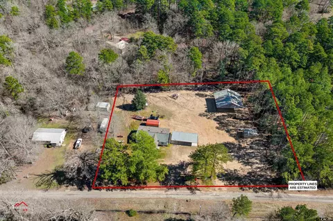 494 Nightingale Dr, Jefferson, TX 75657
