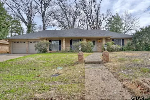 4700 Stratford Dr, Tyler, TX 75703