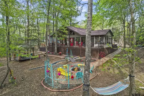 188 Mallard Pt, Holly Lake Ranch, TX 75765