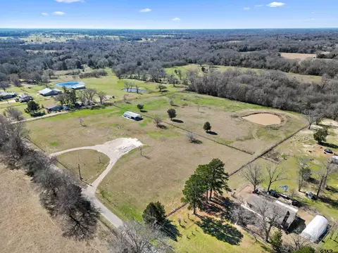 338 County Road 2136, Wills Point, TX 75169