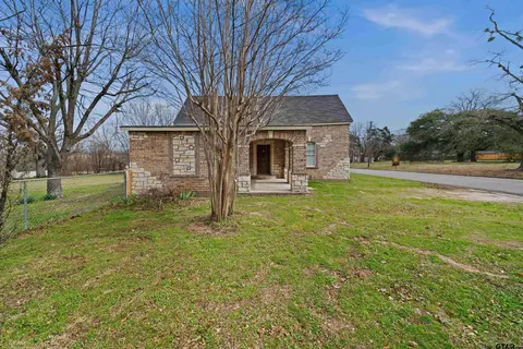 518 S Boyd St, Lindale, TX 75771