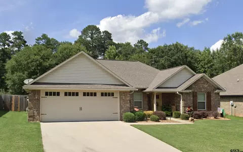 3412 Garrett Ln, Texarkana, TX 75503