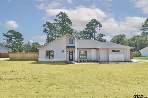 14415 Woodland Creek Dr, Lindale, TX 75771