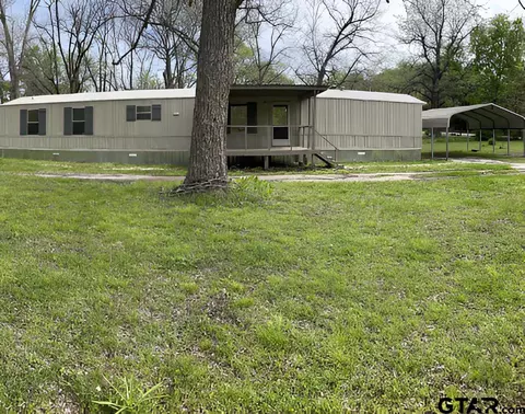 312 S Cross St, Troup, TX 75789