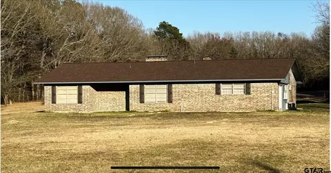 192 Cr 3111, De Kalb, TX 75559