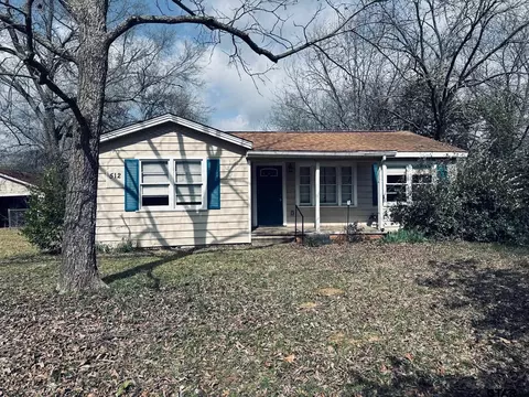512 W Main St, Bullard, TX 75757