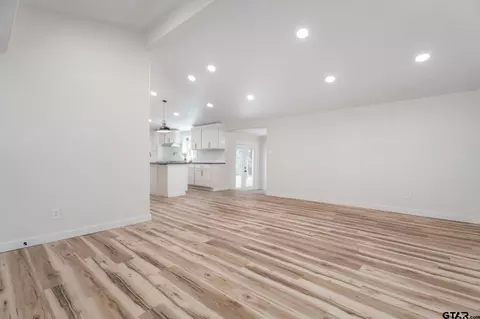 372 Long Shadow Dr, Murchison, TX 75778 photo 5