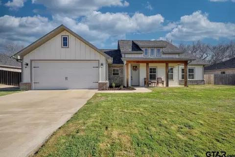 310 Smith Cir, Lindale, TX 75771