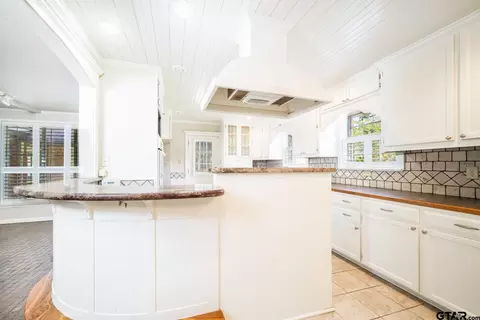Kitchen - 903 Ruby, Gilmer, TX 75644 photo 2 of 4
