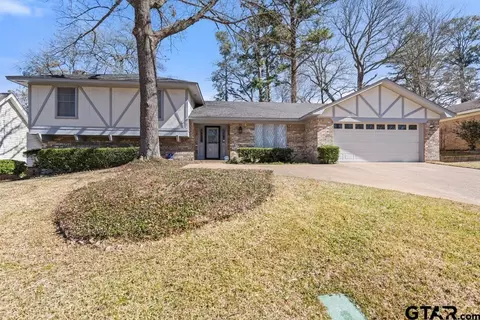 4516 Dundee Dr, Tyler, TX 75703