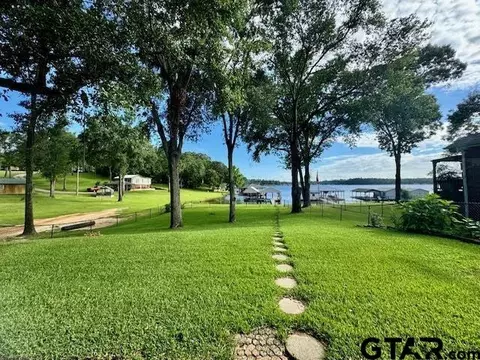 16851 Wilson Rd, Tyler, TX 75707
