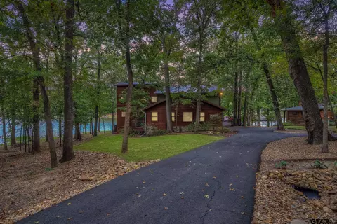 303 El Dorado Dr, Scroggins, TX 75480