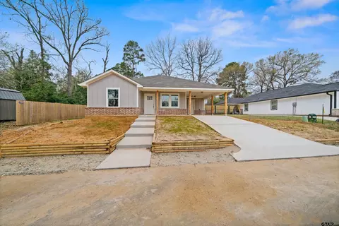 406 Garrett Cir, Winona, TX 75792