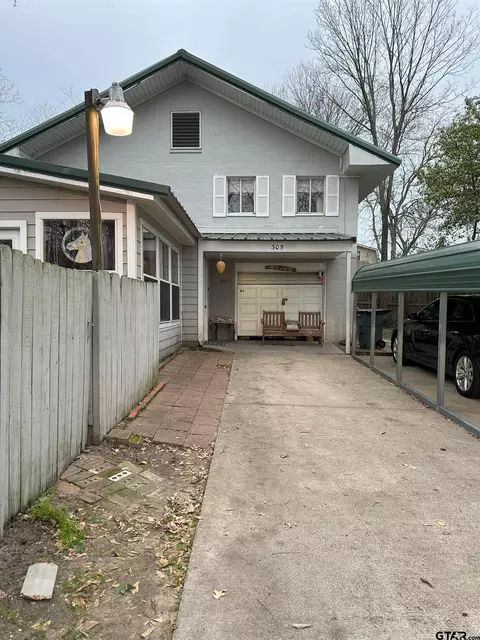 305 Wigley St, Mineola, TX 75773