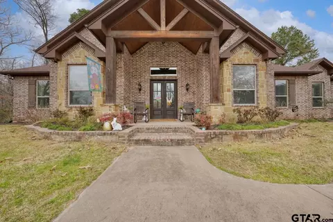 13429 Karah Ln, Lindale, TX 75771