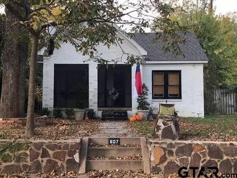 607 W Dobbs St, Tyler, TX 75701