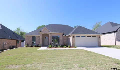 11983 Gillian Ct, Tyler, TX 75703