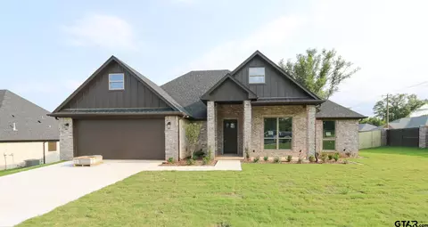 11795 Jayden Ln, Tyler, TX 75703
