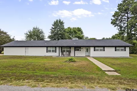 196 County Road 3220, Mount Pleasant, TX 75455
