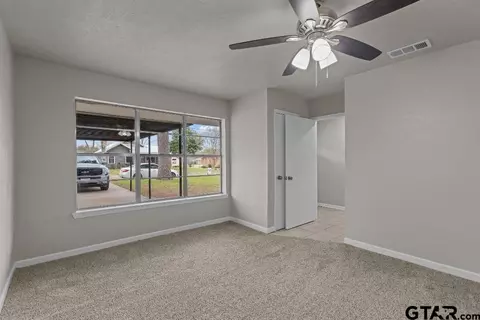 700 E Texas St, Van, TX 75790 photo 8