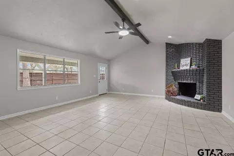 700 E Texas St, Van, TX 75790 photo 6