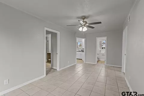 700 E Texas St, Van, TX 75790 photo 14