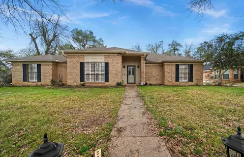 2013 Lamplight Ln, Tyler, TX 75701