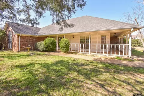 15410 Wagon Wheel, Chandler, TX 75758