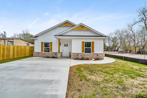 904 S Turner, Tyler, TX 75701