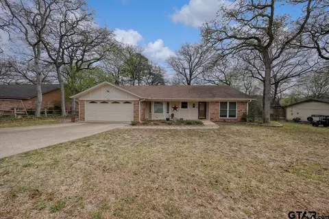 409 Hide A Way Ln E, Hideaway, TX 75771