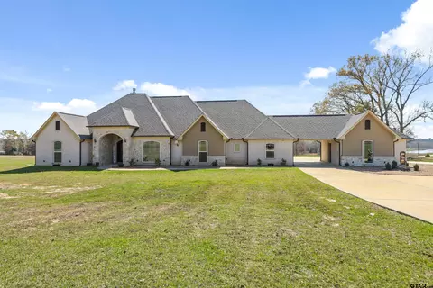 311 Belgian St, Gilmer, TX 75645