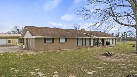 7826 Fm 1402, Mount Pleasant, TX 75455