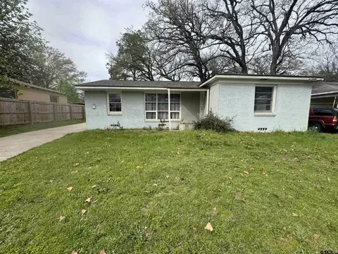 3211 Martha St, Tyler, TX 75702