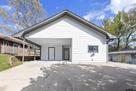 210 S Lyons Ave, Tyler, TX 75702