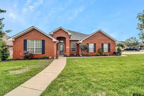 1917 Golden Bay, Whitehouse, TX 75791