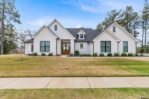 12169 Oak Grove Dr, Tyler, TX 75706