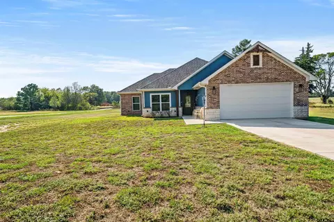 16923 County Road 3224, Winona, TX 75792